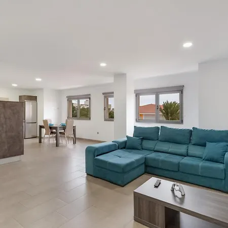 Edificio Bentejui 2 شقة *